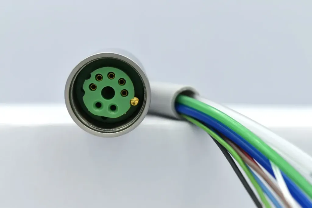 [AV.STD.XX.2] ISO C apex slang voor Sirona BL ISO C en E motor